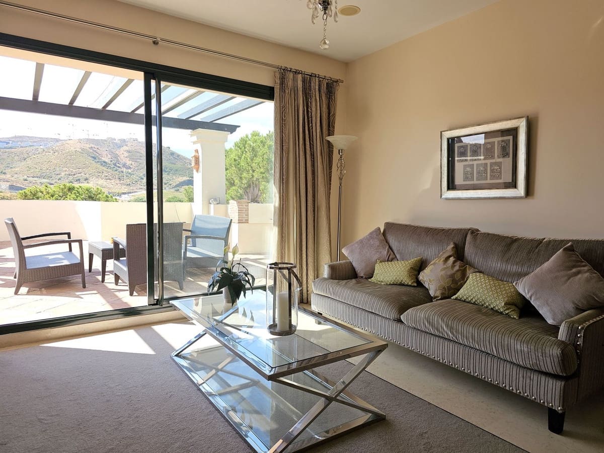 3 slaapkamer Appartement te koop in Benahavis met zwembad - € 895.000 (Ref: 9386009)