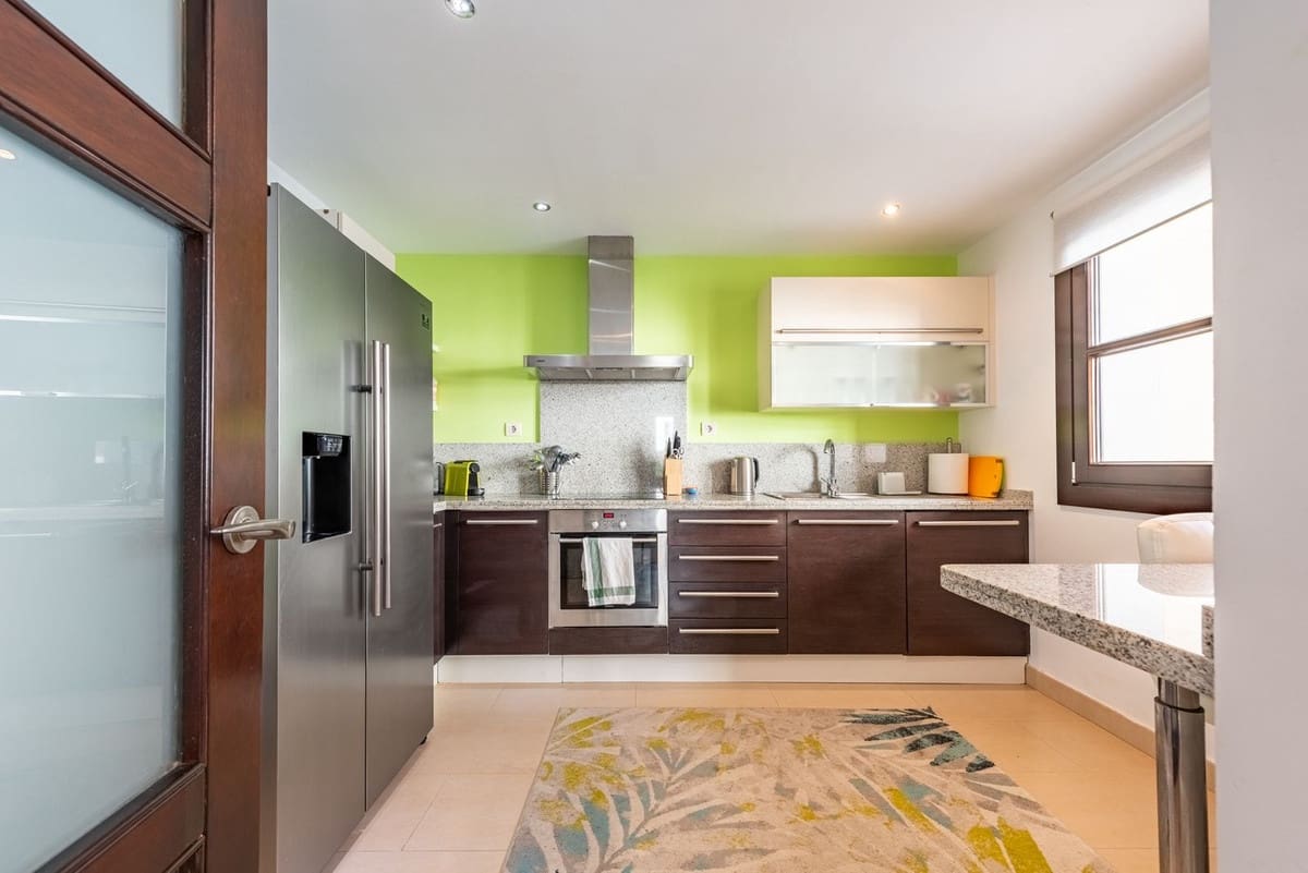 Casa de 4 habitaciones en Benahavís en venta con piscina - 640.000 € (Ref: 9396319)