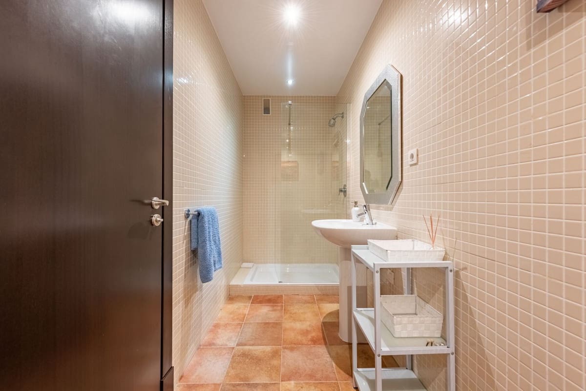 Casa de 4 habitaciones en Benahavís en venta con piscina - 640.000 € (Ref: 9396319)