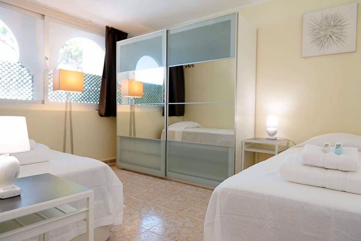 2 Zimmer Penthouse zu verkaufen in Atalaya-Isdabe mit Pool - 599.000 € (Ref: 9396320)