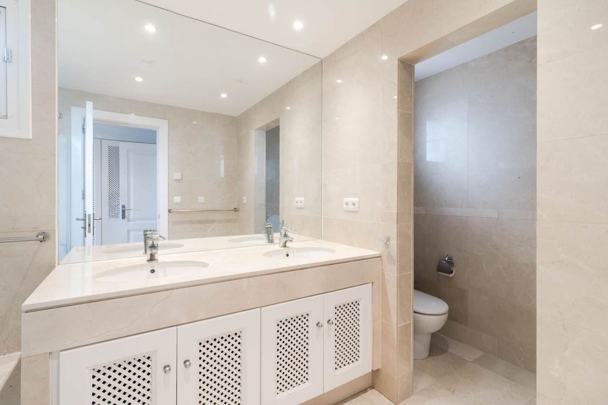 3 camera da letto Appartamento in vendita in Nueva Andalucia con piscina - 829.000 € (Rif: 9417483)