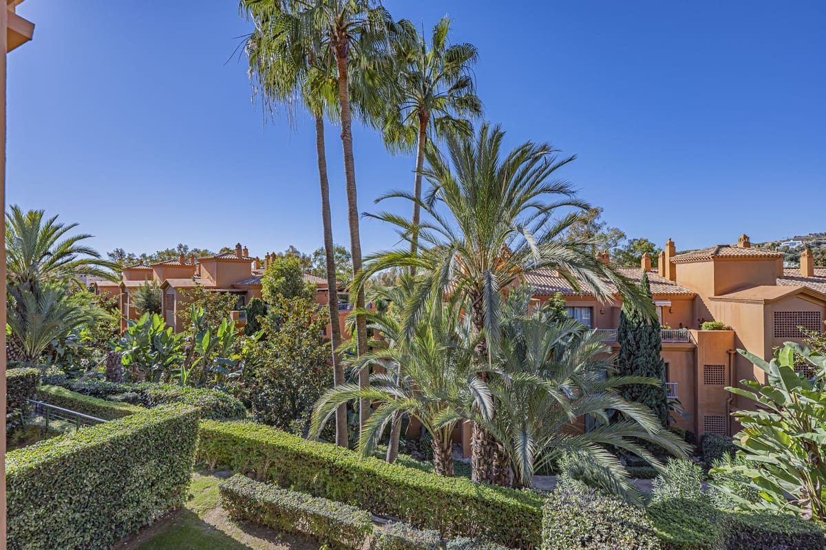 2 soverom Leilighet til salgs i Estepona med svømmebasseng - € 420 000 (Ref: 9424484)