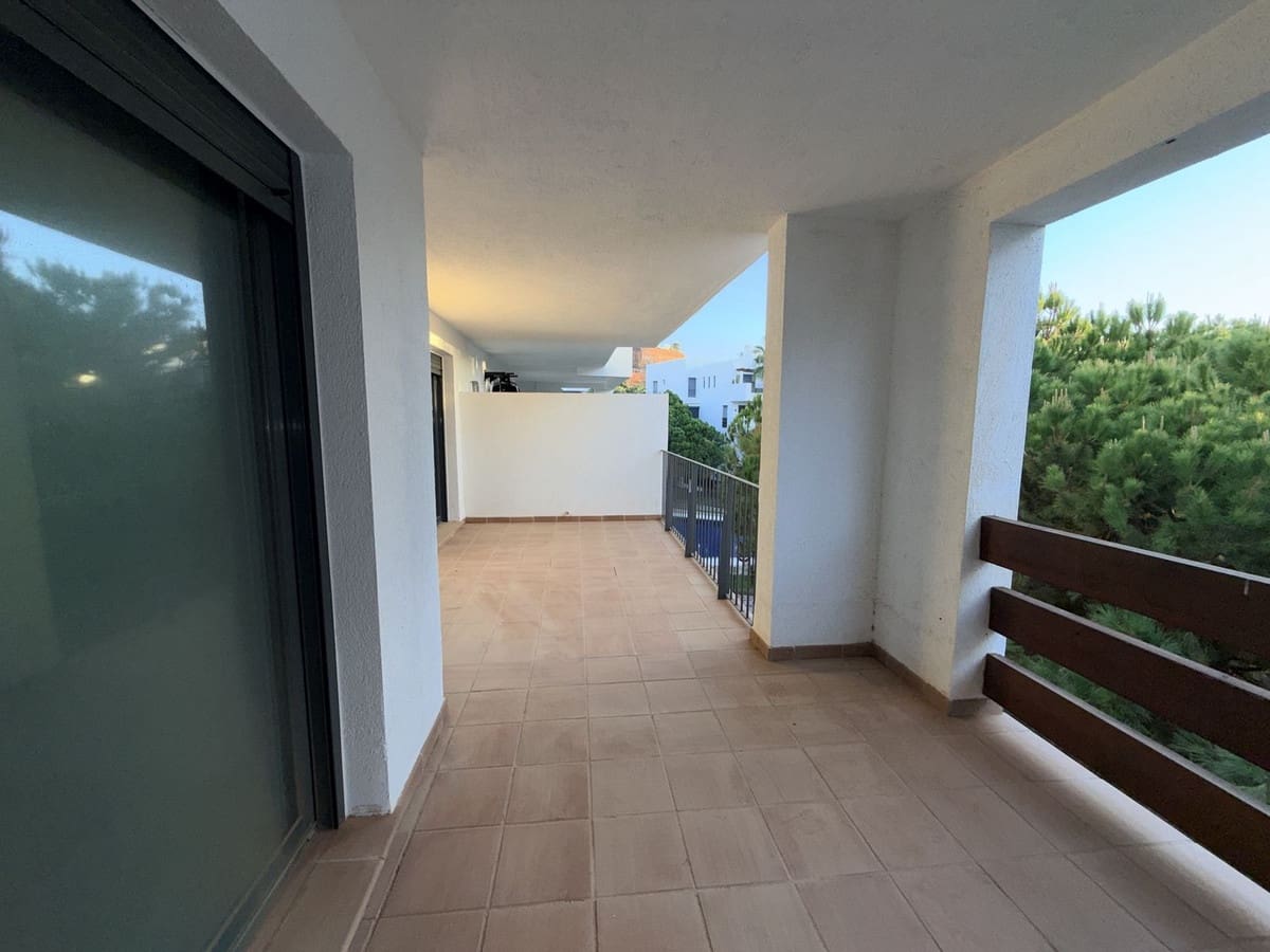 2 slaapkamer Appartement te koop in La Cala de Mijas met zwembad - € 329.000 (Ref: 9424486)