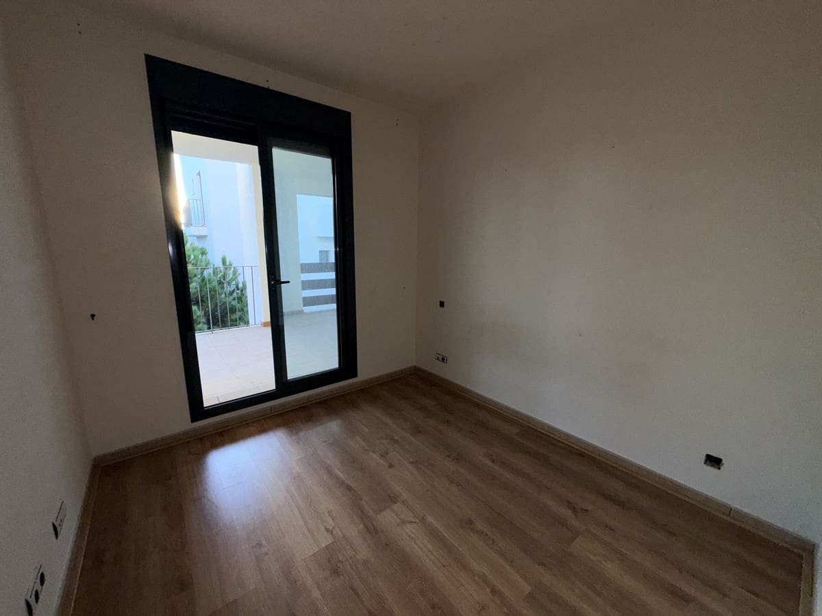 2 slaapkamer Appartement te koop in La Cala de Mijas met zwembad - € 329.000 (Ref: 9424486)