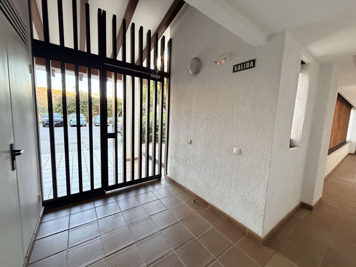 2 slaapkamer Appartement te koop in La Cala de Mijas met zwembad - € 329.000 (Ref: 9424486)