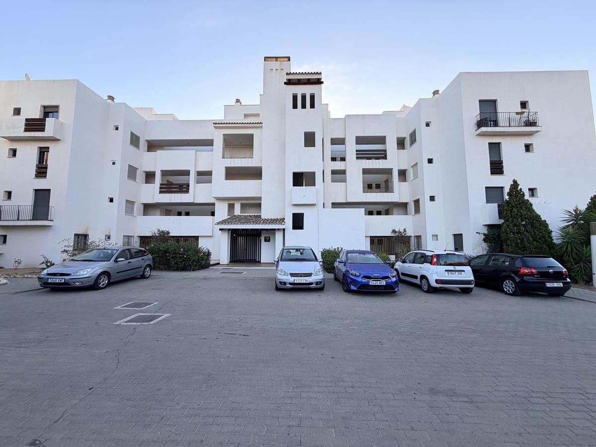 2 slaapkamer Appartement te koop in La Cala de Mijas met zwembad - € 329.000 (Ref: 9424486)