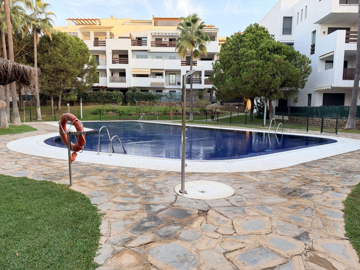 2 slaapkamer Appartement te koop in La Cala de Mijas met zwembad - € 329.000 (Ref: 9424486)