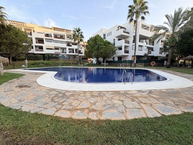 2 bedroom Apartment for sale in La Cala de Mijas, Mijas with pool - € 329,000 (Ref: 9424486)