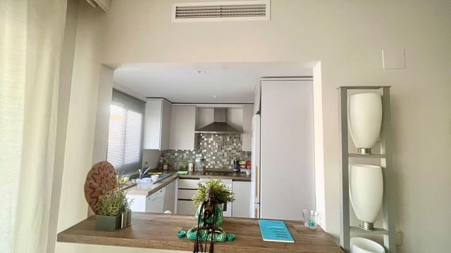 1 soverom Penthouse til salgs i Puerto Banus, Marbella - € 413 000 (Ref: 9433433)