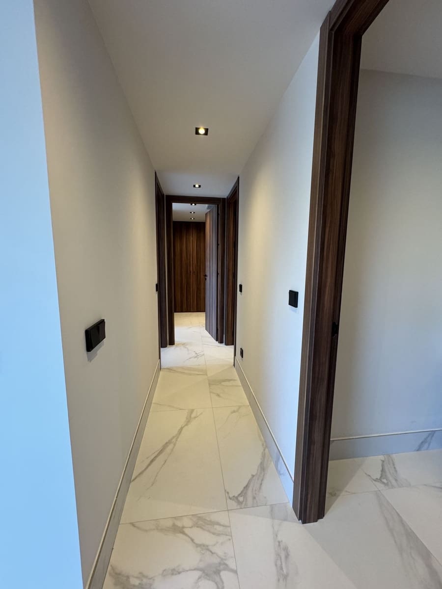 2 bedroom Apartment for sale in San Pedro de Alcantara with pool - € 695,000 (Ref: 9452825)