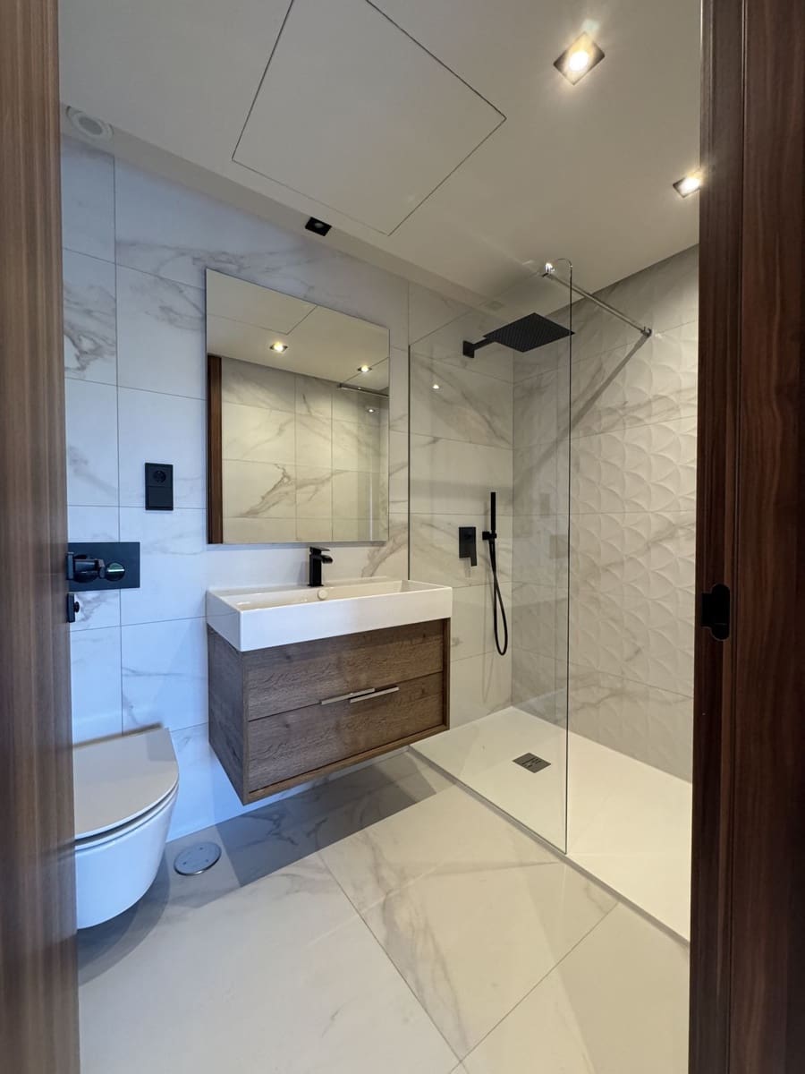 2 bedroom Apartment for sale in San Pedro de Alcantara with pool - € 695,000 (Ref: 9452825)