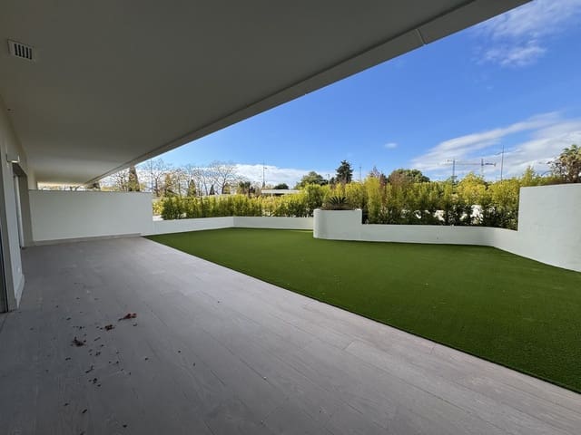 2 bedroom Apartment for sale in San Pedro de Alcántara Pueblo, Marbella with pool - € 695,000 (Ref: 9452825)