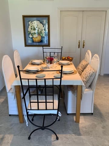 3 bedroom Apartment for sale in San Pedro de Alcántara Pueblo, Marbella with pool - € 650,000 (Ref: 9452827)