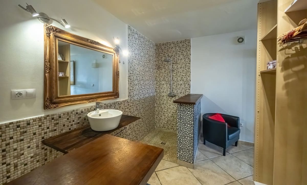 Chalet de 5 habitaciones en Nueva Andalucia en venta con piscina - 2.290.000 € (Ref: 9452828)