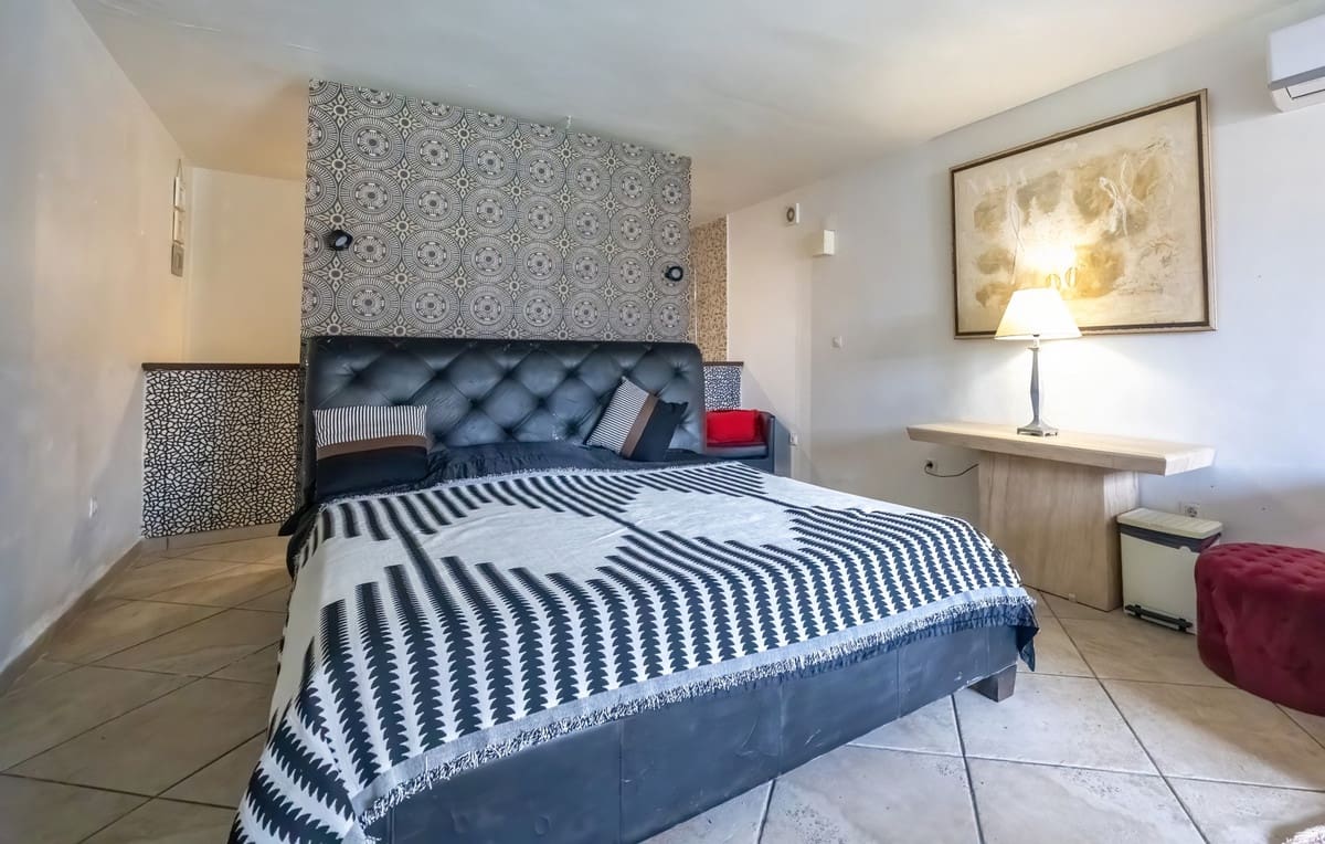 Chalet de 5 habitaciones en Nueva Andalucia en venta con piscina - 2.290.000 € (Ref: 9452828)