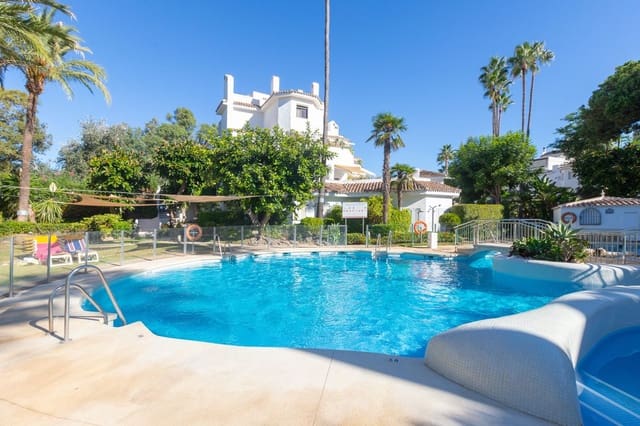 3 makuuhuone Huoneisto myytävänä paikassa Elviria, Marbella mukana uima-altaan - 795 000 € (Ref: 9452830)