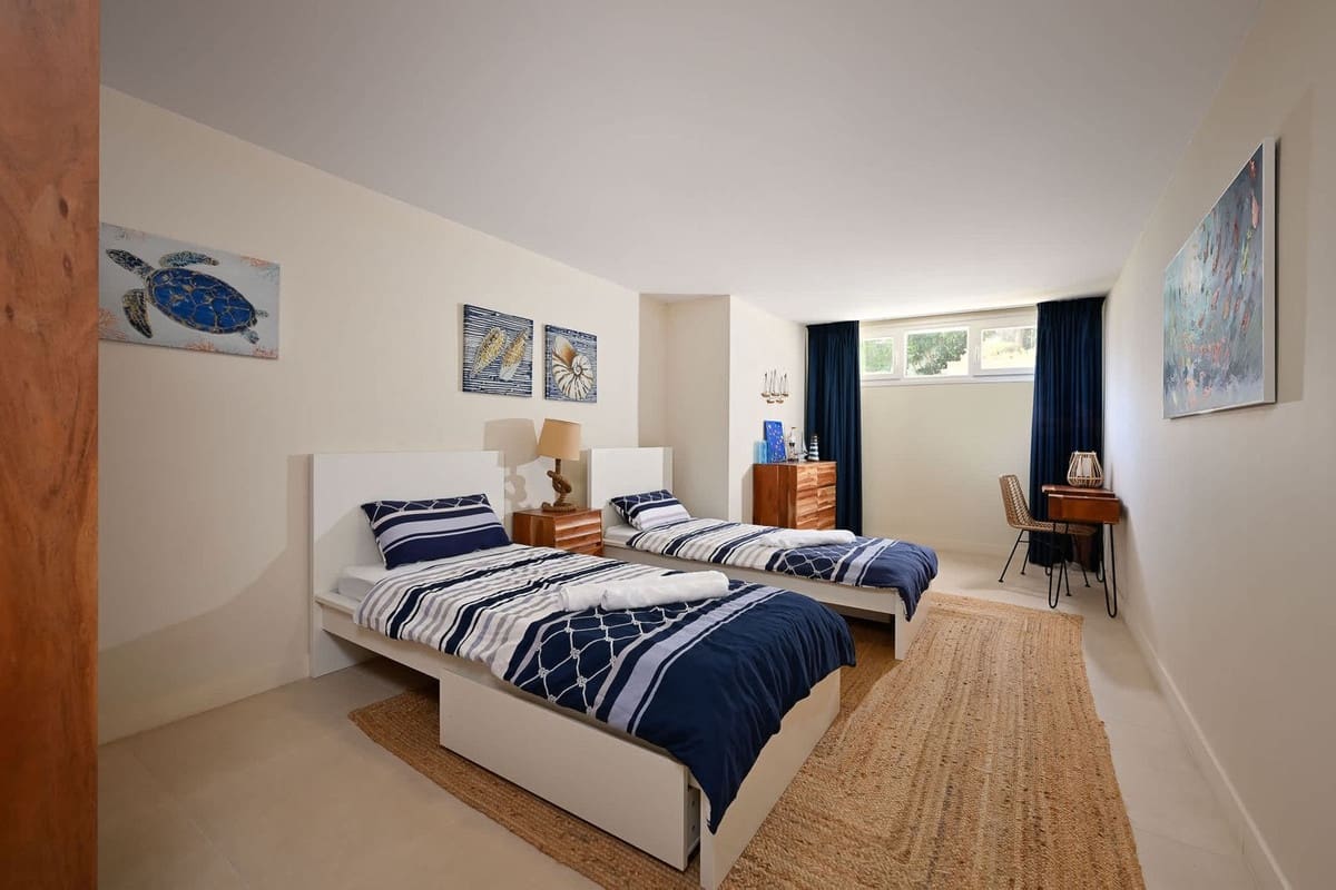 6 Zimmer Villa zu verkaufen in Marbesa mit Pool - 3.300.000 € (Ref: 9452831)