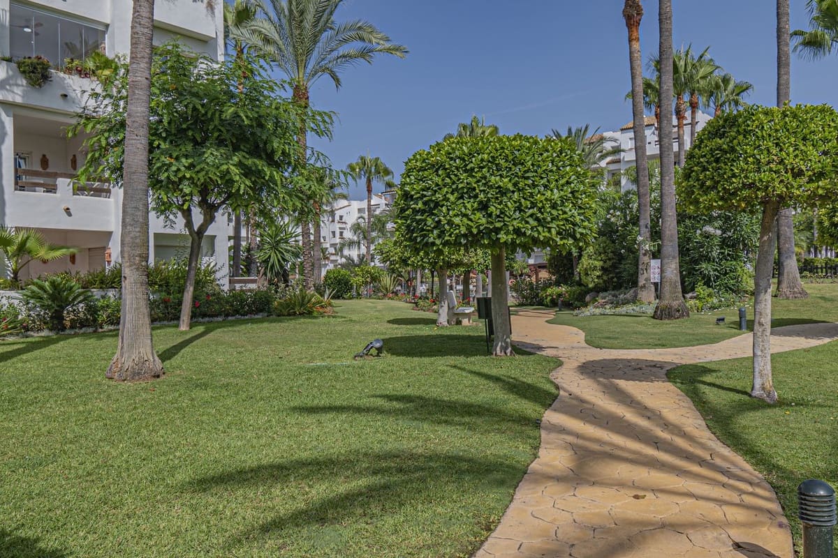 Apartamento de 3 habitaciones en Costalita en venta con piscina - 469.000 € (Ref: 9471238)