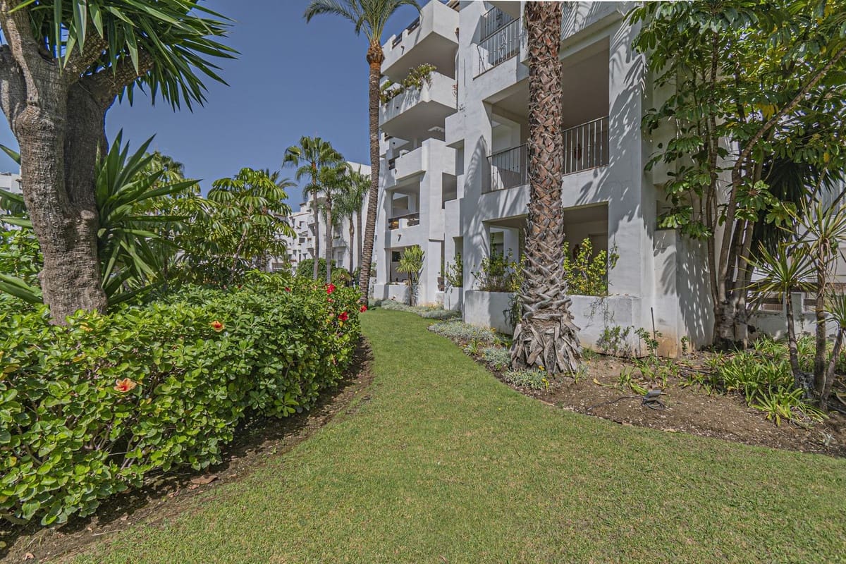 Apartamento de 3 habitaciones en Costalita en venta con piscina - 469.000 € (Ref: 9471238)