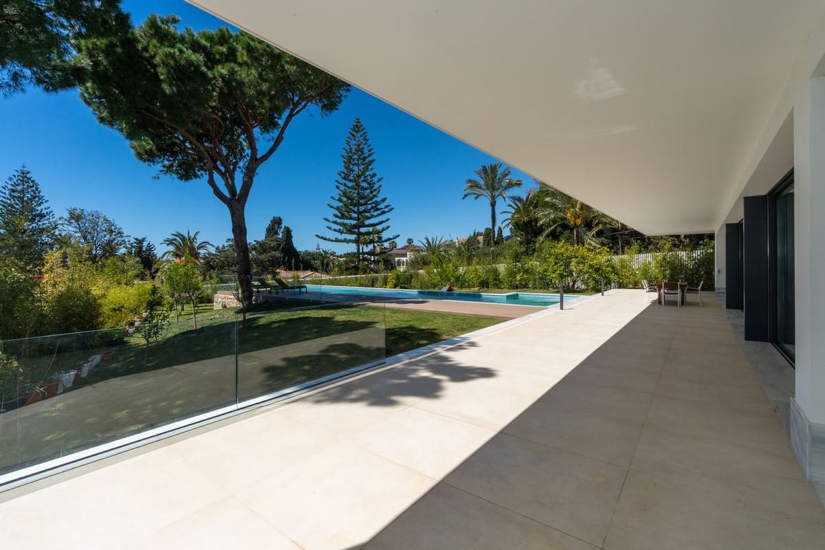 Chalet de 6 habitaciones en Marbella en venta con piscina - 4.775.000 € (Ref: 9471242)