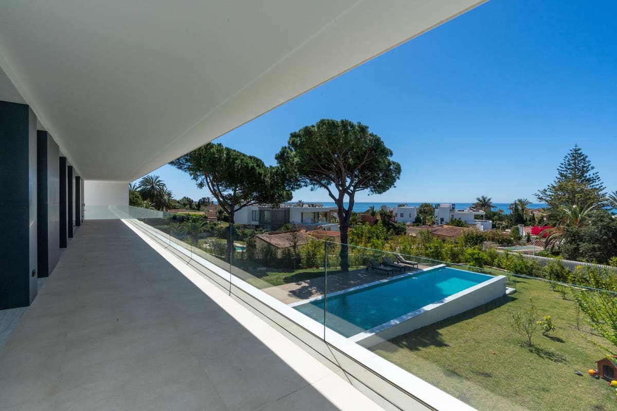 Chalet de 6 habitaciones en Marbella en venta con piscina - 4.775.000 € (Ref: 9471242)