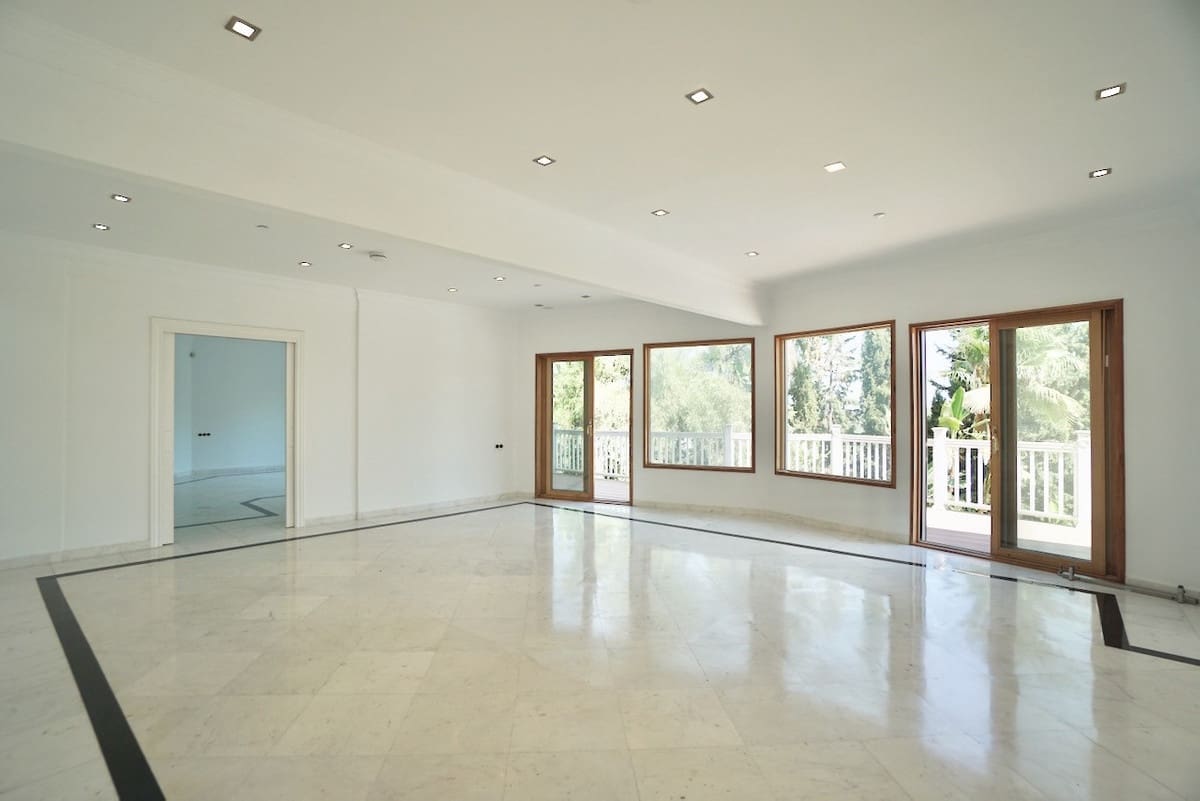 5 soveværelse Villa til salg i Benahavis med swimmingpool - € 1.995.000 (Ref: 9471244)