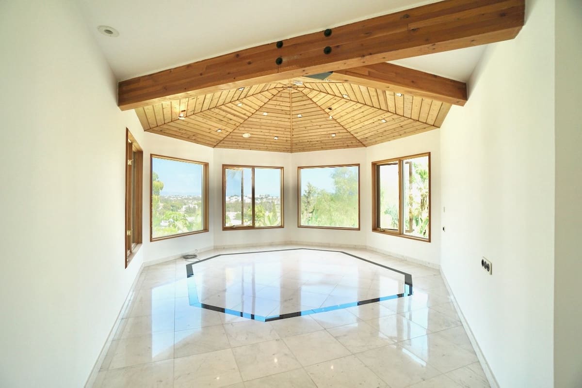 5 soveværelse Villa til salg i Benahavis med swimmingpool - € 1.995.000 (Ref: 9471244)