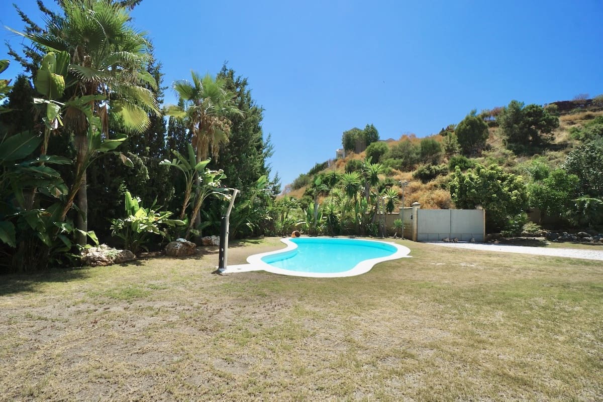 5 soveværelse Villa til salg i Benahavis med swimmingpool - € 1.995.000 (Ref: 9471244)