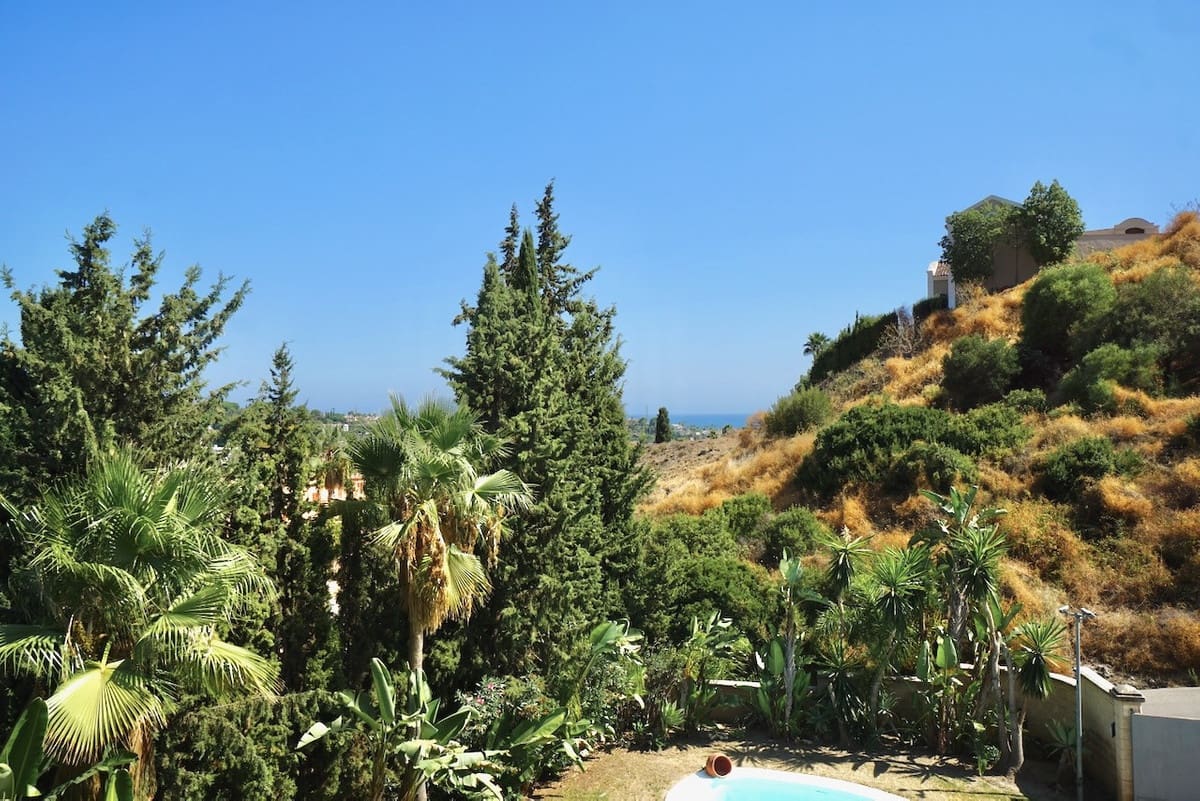 5 soveværelse Villa til salg i Benahavis med swimmingpool - € 1.995.000 (Ref: 9471244)
