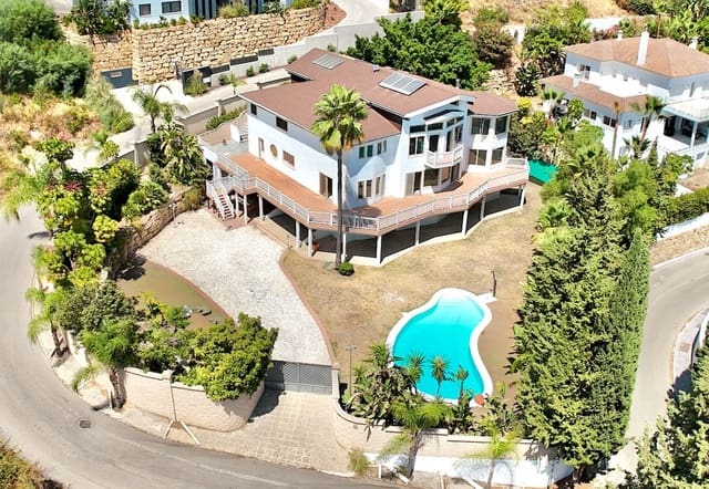 5 makuuhuone Huvila myytävänä paikassa Benahavís pueblo, Benahavís mukana uima-altaan - 1 779 500 € (Ref: 9471244)