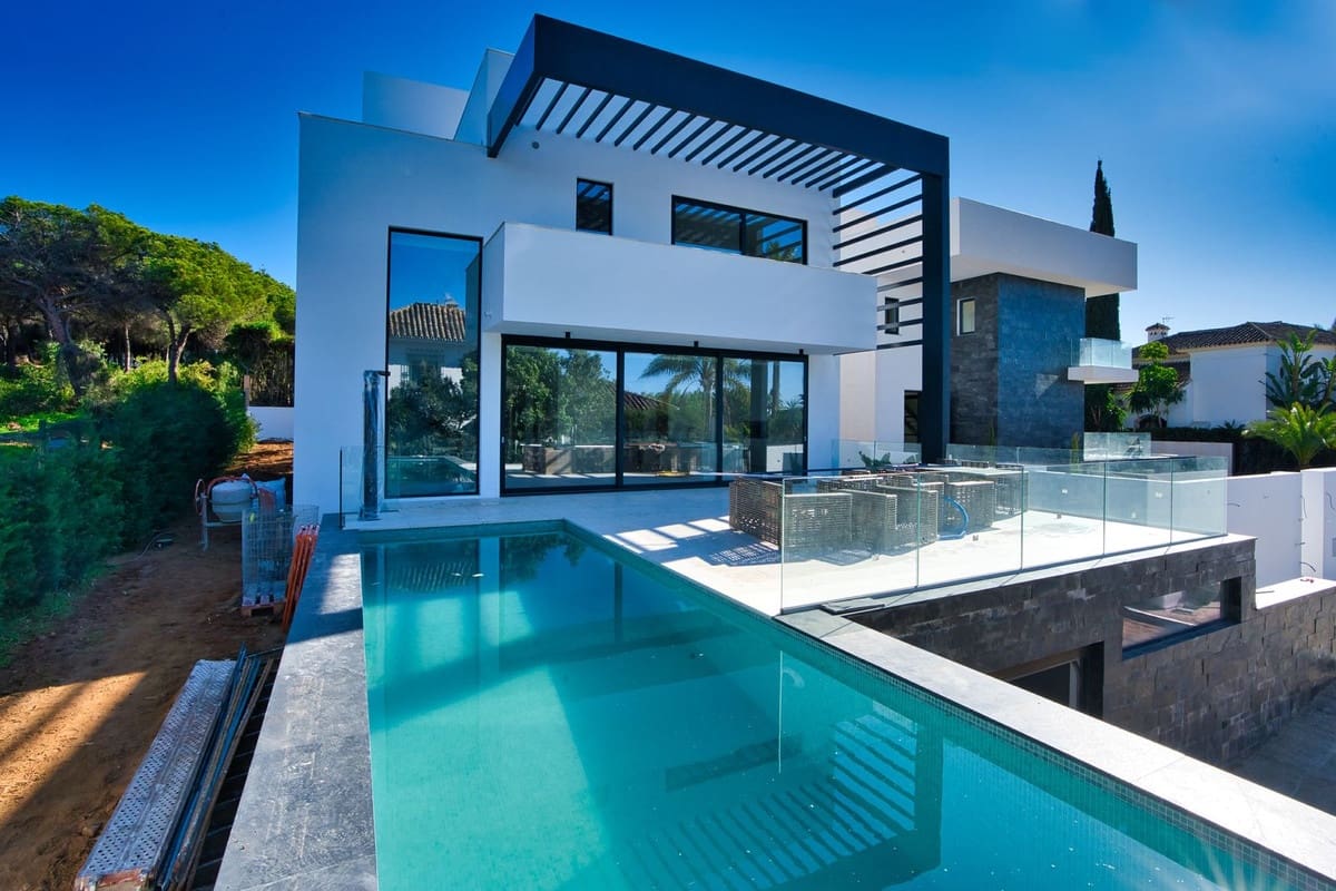 Chalet de 6 habitaciones en Marbesa en venta con piscina - 3.595.000 € (Ref: 9471245)