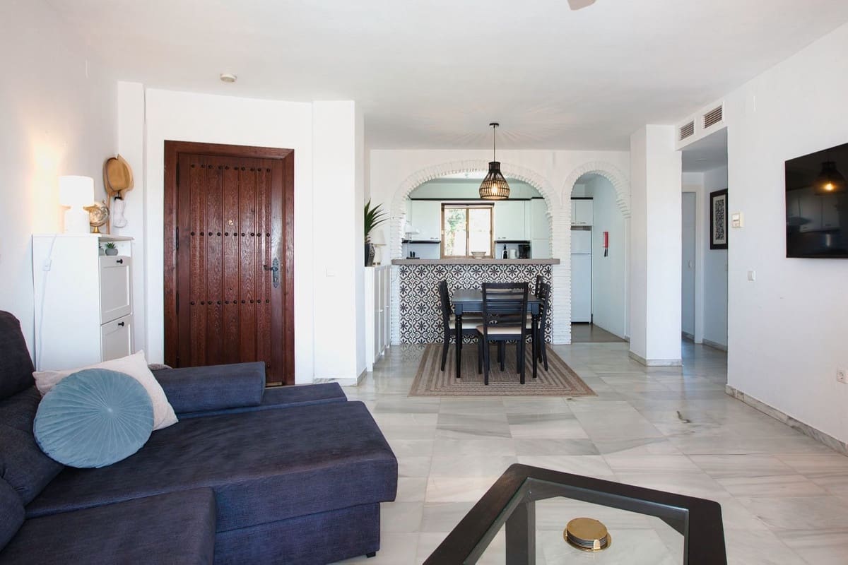 2 soverom Leilighet til salgs i Mijas Costa med svømmebasseng - € 349 000 (Ref: 9476193)