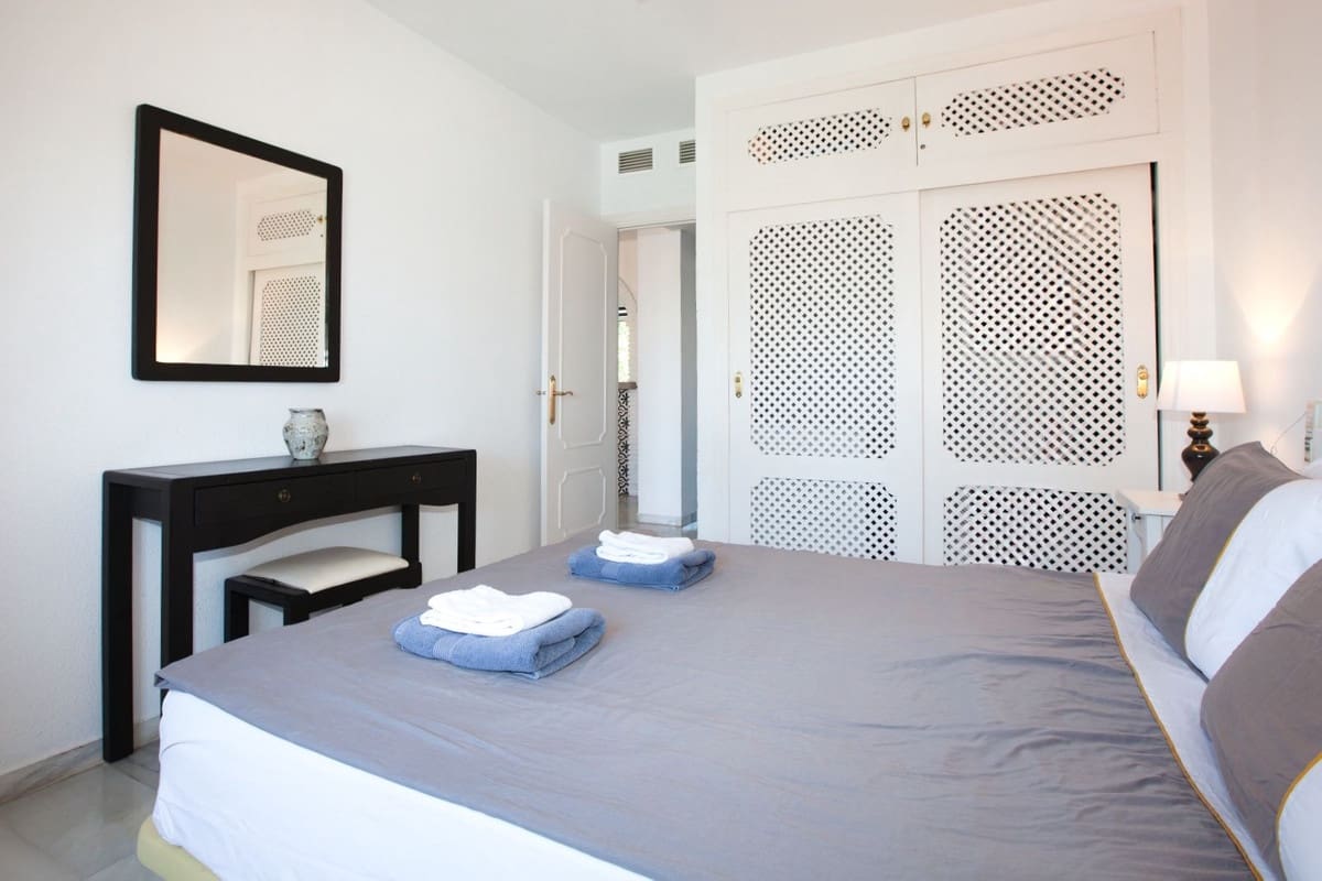 2 soverom Leilighet til salgs i Mijas Costa med svømmebasseng - € 349 000 (Ref: 9476193)