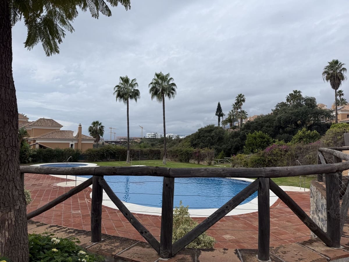 3 bedroom Townhouse for sale in Marbella with pool - € 849,000 (Ref: 9485365)