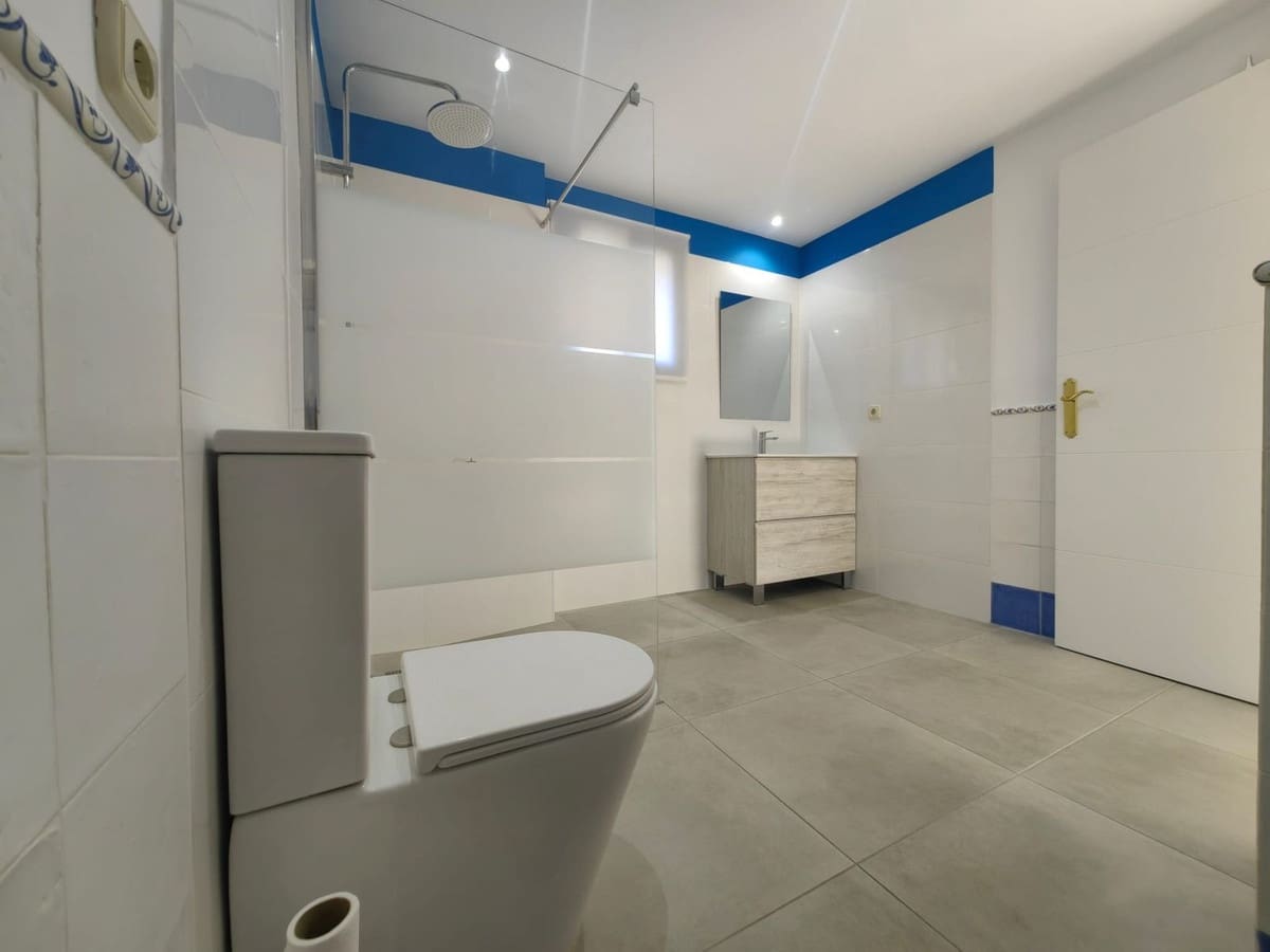 3 slaapkamer Appartement te koop in Guadalmina met zwembad - € 449.000 (Ref: 9485370)