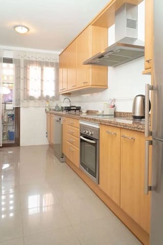 2 sovrum Lägenhet till salu i Parque Central, Estepona med pool - 410 000 € (Ref: 9485372)