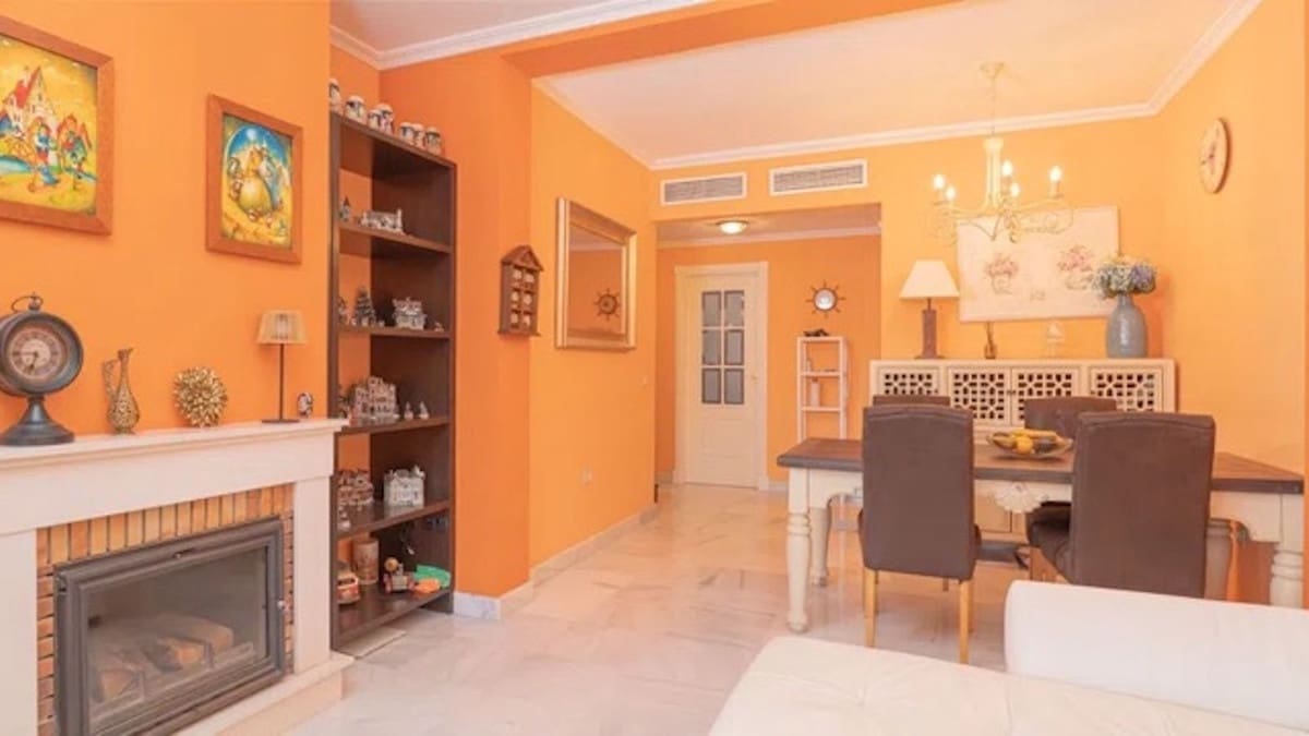 2 sovrum Lägenhet till salu i Estepona med pool - 400 000 € (Ref: 9485372)