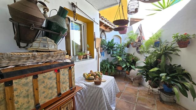 3 soverom Hus til salgs i Casco Antiguo, Marbella - € 495 000 (Ref: 9485374)