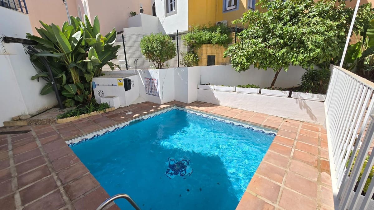 3 soverom Hus til salgs i Marbella - € 495 000 (Ref: 9485374)