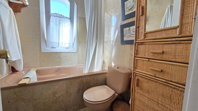 3 sovrum Hus till salu i Casco Antiguo, Marbella - 495 000 € (Ref: 9485374)