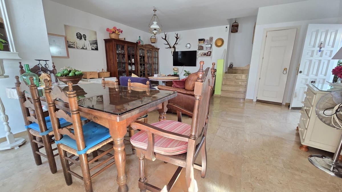 3 soverom Hus til salgs i Marbella - € 495 000 (Ref: 9485374)