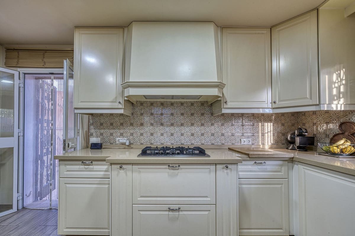 4 soverom Villa til salgs i Marbella med svømmebasseng - € 1 150 000 (Ref: 9488756)