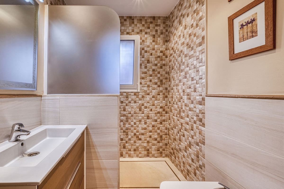 4 soverom Villa til salgs i Marbella med svømmebasseng - € 1 150 000 (Ref: 9488756)