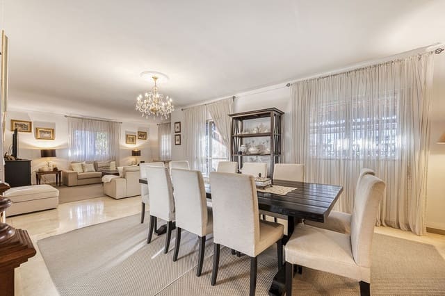 4 soverom Villa til salgs i Casco Antiguo, Marbella med svømmebasseng - € 1 150 000 (Ref: 9488756)