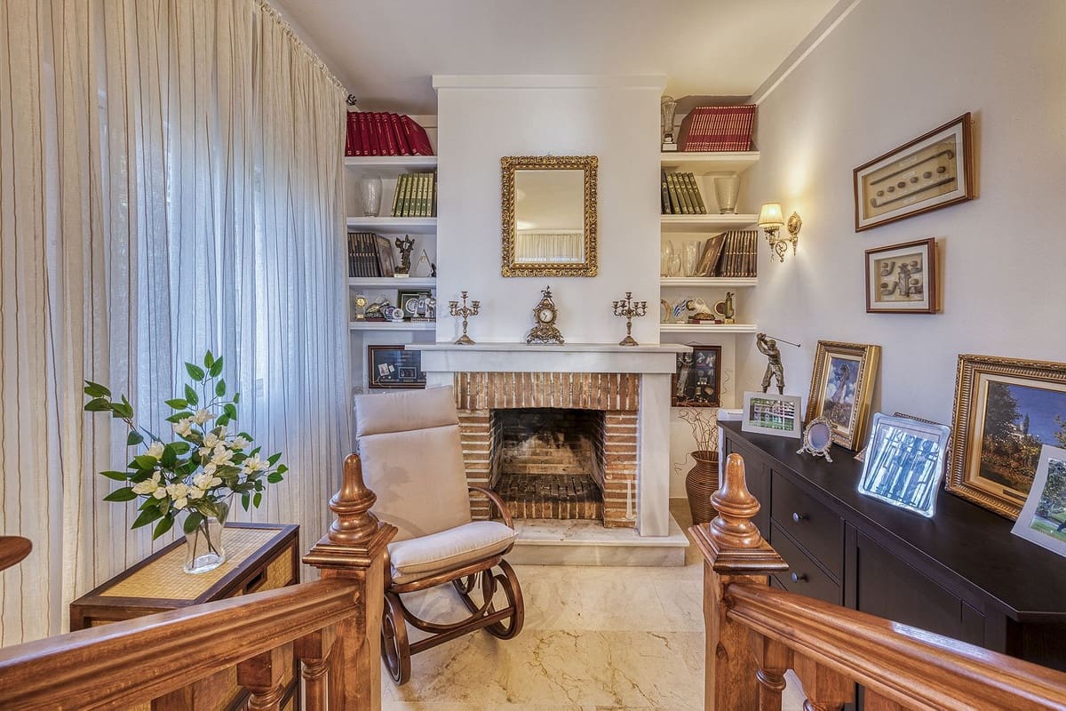 4 soverom Villa til salgs i Marbella med svømmebasseng - € 1 150 000 (Ref: 9488756)