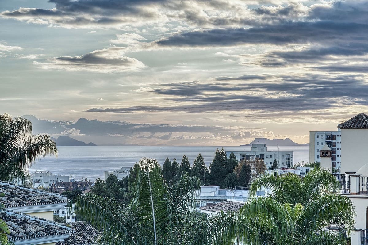 4 soverom Villa til salgs i Marbella med svømmebasseng - € 1 150 000 (Ref: 9488756)