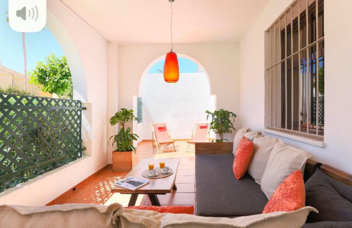 2 sypialnia Apartament na sprzedaż w Nueva Andalucia z basenem - 645 000 € (Ref: 9488757)