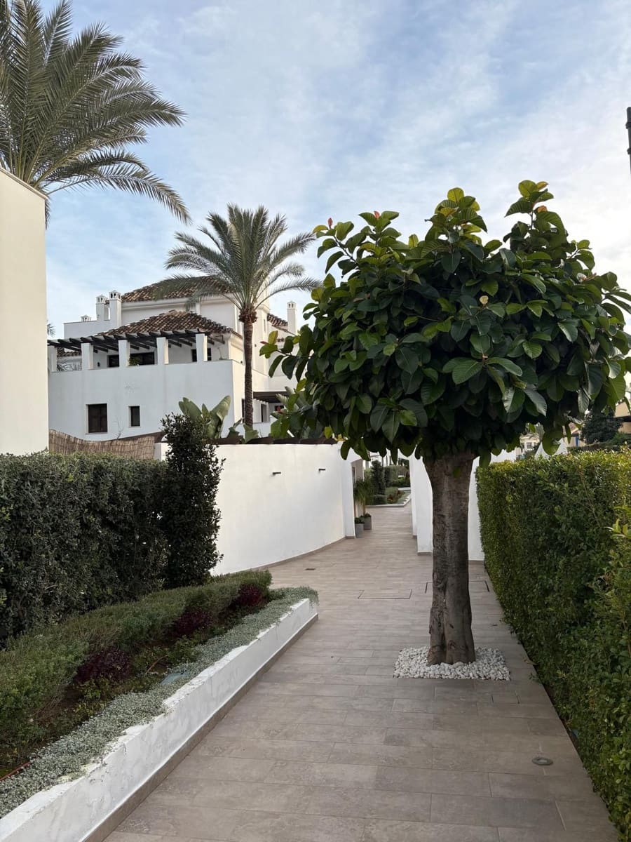 2 sypialnia Apartament na sprzedaż w Nueva Andalucia z basenem - 645 000 € (Ref: 9488757)