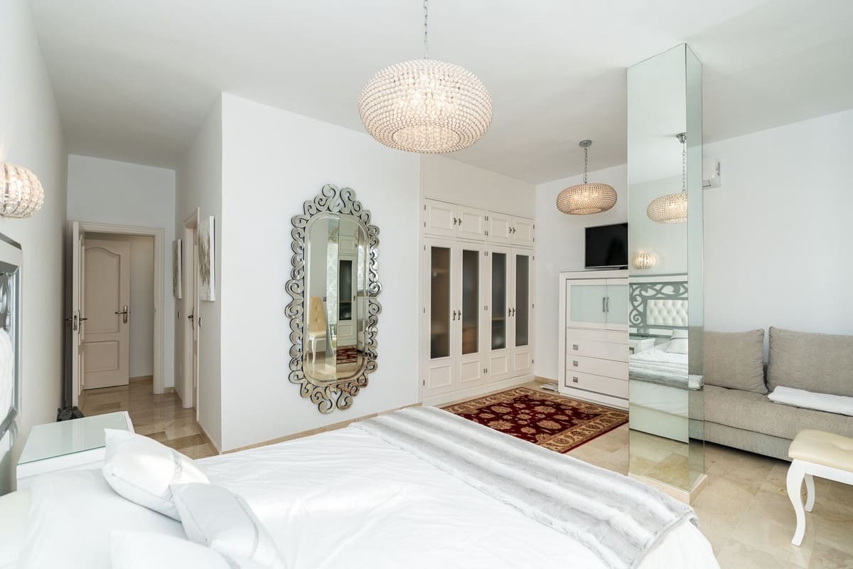 4 makuuhuone Huoneisto myytävänä paikassa Marbella - 1 345 000 € (Ref: 9499170)