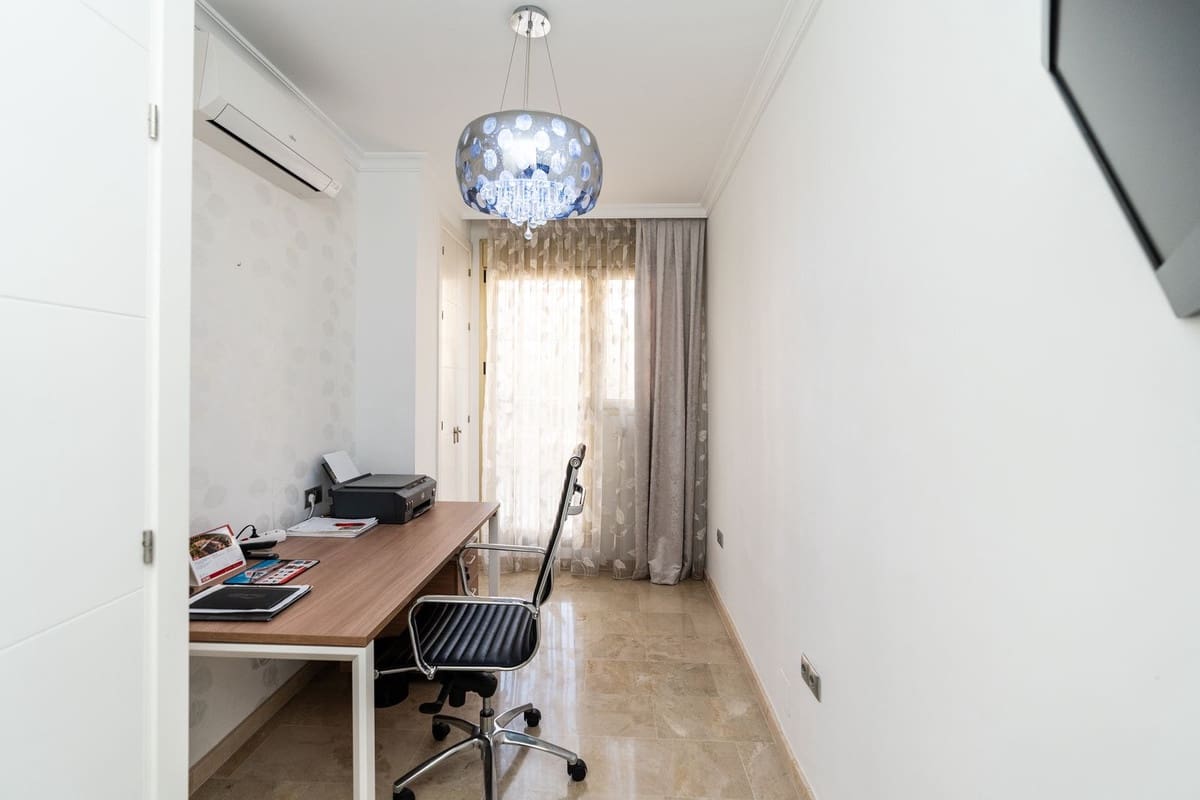 4 makuuhuone Huoneisto myytävänä paikassa Marbella - 1 345 000 € (Ref: 9499170)